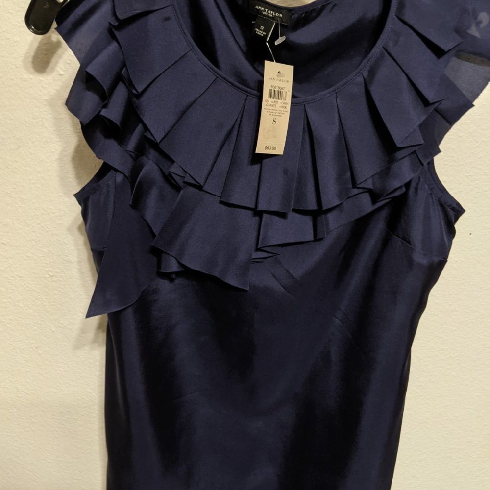 NWT Ann Taylor 100% Luxurious Silk Ruffle Navy top